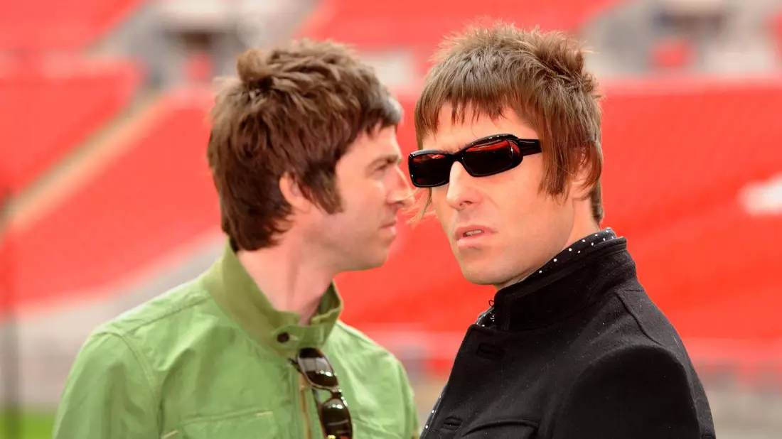 Die Brüder Noel und Liam Gallagher trugen ihre Fehde lange auch öffentlich aus. (Archivbild) - Bild: Zak Hussein/PA Wire/dpa