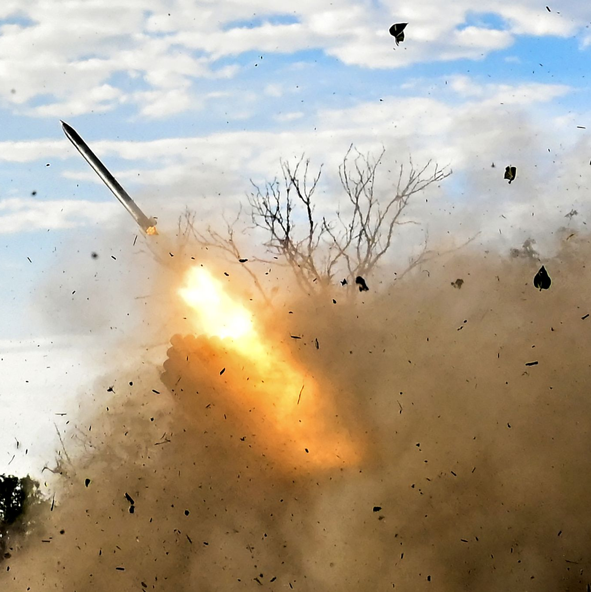 Die ukrainischen Streitkräfte in der Region Donezk sollen verstärkt werden wegen des russischen Vormarsches dort. (Archivbild) - Foto: ---/Ukrinform/dpa