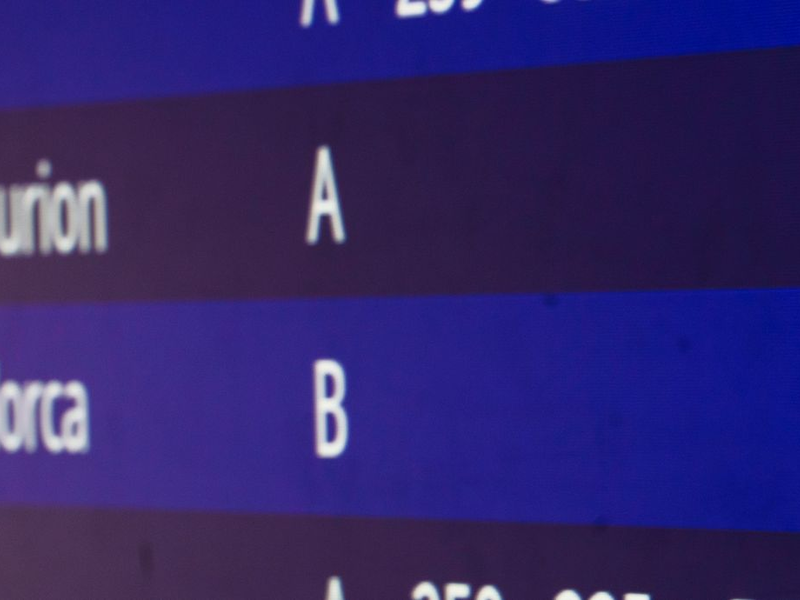 Die Flugbegleiter-Gewerkschaft Ufo rechnet damit, dass Lufthansa mit der Umverteilung von Flügen auf andere Konzerngesellschaften die Auswirkungen des Streiks abmildern wird. - Foto: Andreas Arnold/dpa