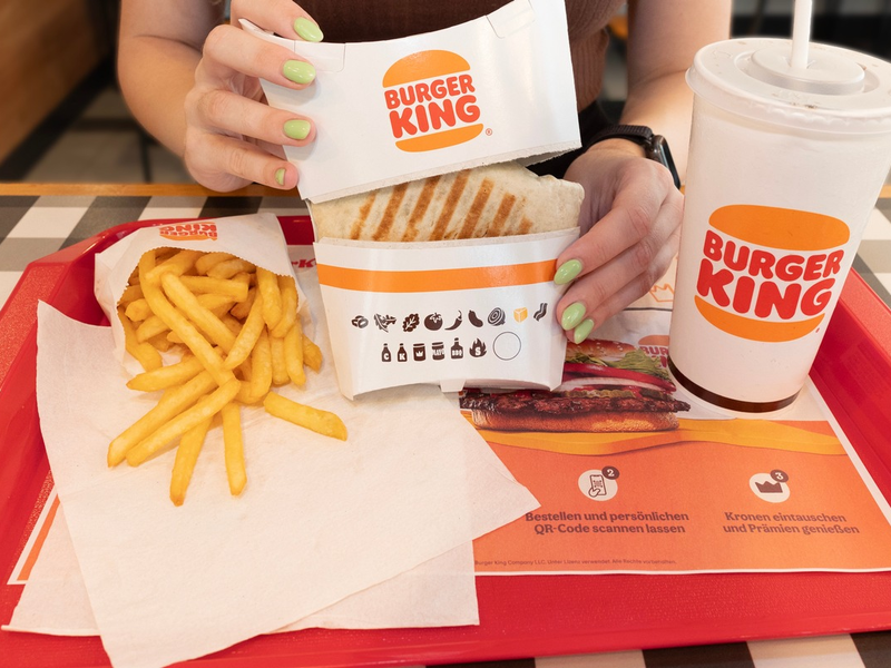 Eckig ist das neue Rund: Fast Food Fusion bei Burger King® - Foto: presseportal.de