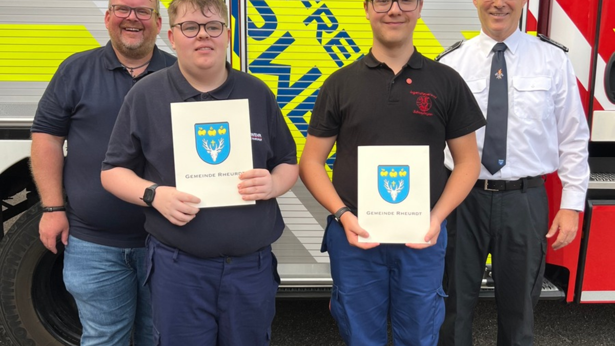 FW Rheurdt: Emotionales Feuerwehr-Grillfest: Sven Walter nach zwanzig Jahren als Jugendwart verabschiedet - Foto: presseportal.de