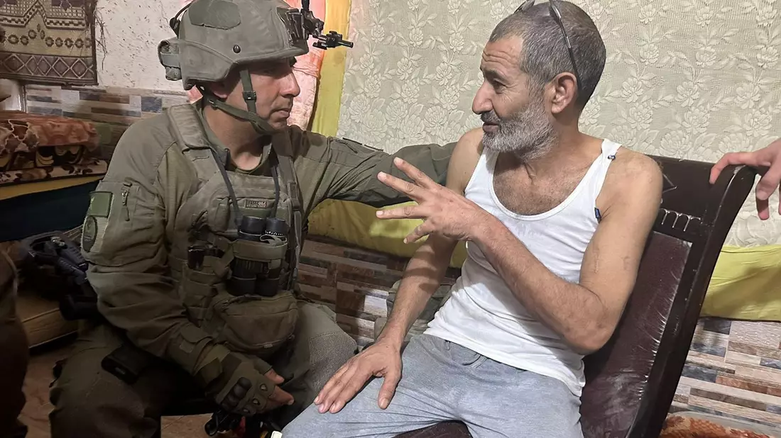 Kaid Farhan Alkadi war 326 Tage als Geisel im Gazastreifen gefangen. - Bild: IDF Spokesperson/ZUMA Press Wire/dpa