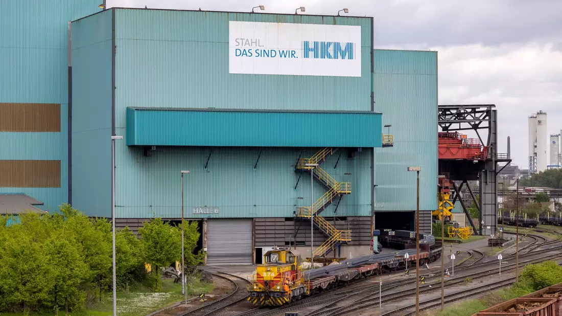 Mehr Industrieunternehmen planen Stellenabbau  - Bild: Thomas Banneyer/dpa