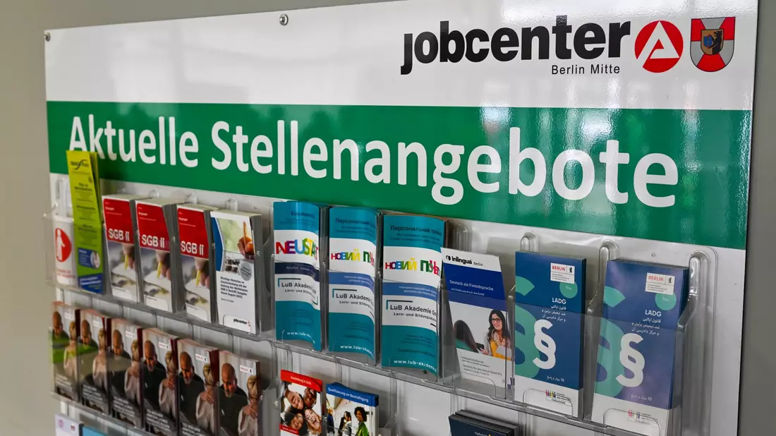 Weniger Unternehmen planen Neueinstellungen - Bild: Jens Kalaene/dpa