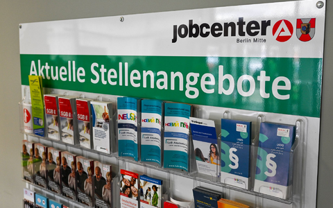 Weniger Unternehmen planen Neueinstellungen - Foto: Jens Kalaene/dpa