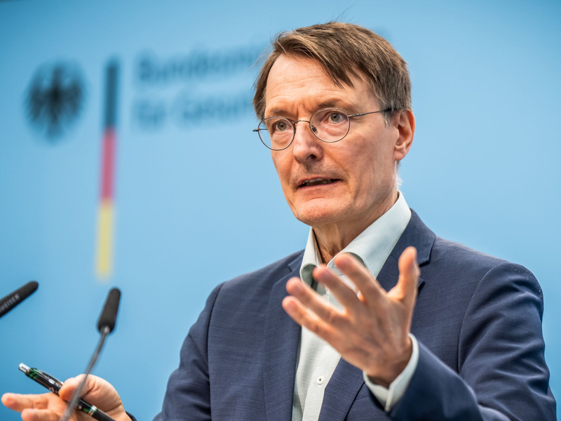 Minister Lauterbach plant mehr Vorsorge gegen Herz-Kreislauf-Erkrankungen - Foto: Michael Kappeler/dpa