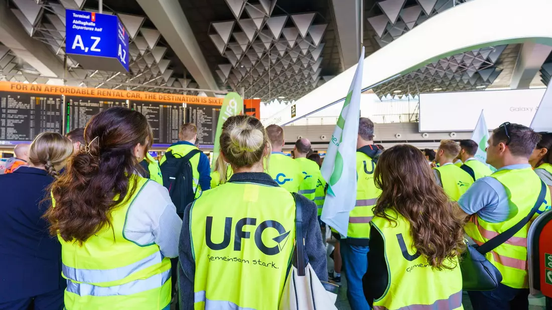 Bei der Lufthansa-Tochter Discover kommt es wegen eines Streiks zu Flugausfällen. - Bild: Andreas Arnold/dpa