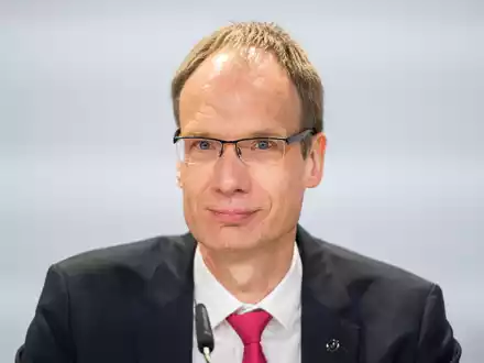 Michael Lohscheller ist neuer Chef von Polestar. (Archivbild) - Foto: Oliver Dietze/dpa