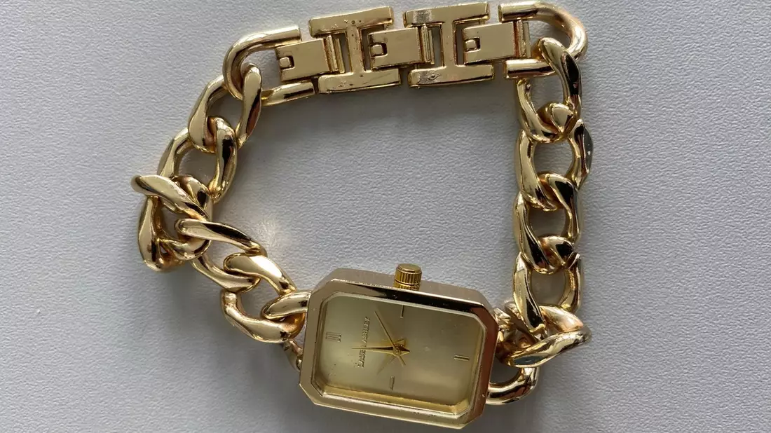 POL-HL: Stadtgebiet Lübeck / Sichergestellte Armbanduhr - Eigentümer gesucht - Bild: presseportal.de
