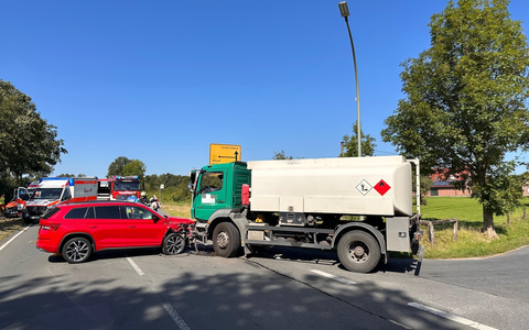 FW-Schermbeck: Unfall auf der Dorstener Straße - Foto: presseportal.de