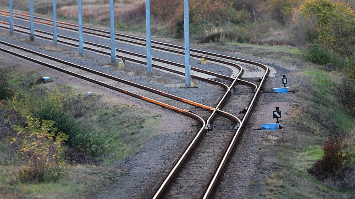 Schienen (Archiv) - Foto: über dts Nachrichtenagentur