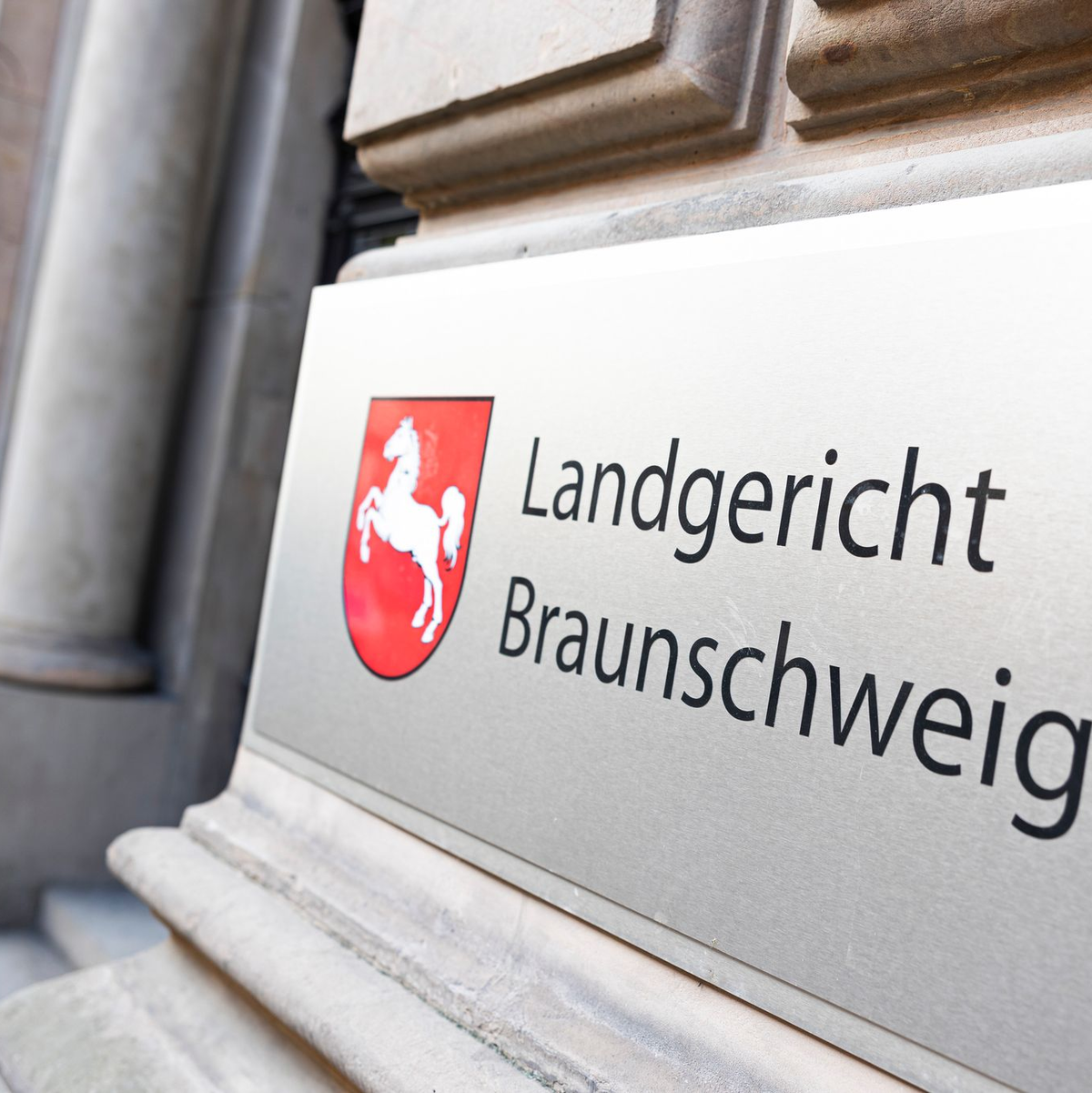 Hier soll am 3. September der Prozess gegen den Ex-VW-Boss-Winterkorn beginnen. (Archivbild) - Foto: Michael Matthey/dpa