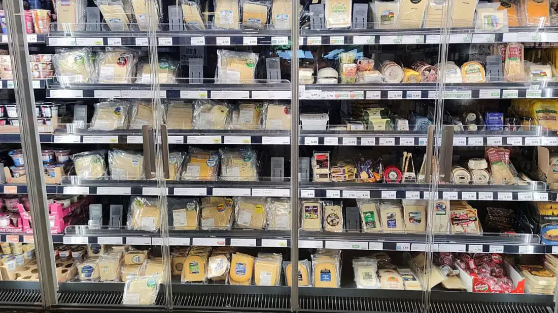 Käseregal im Supermarkt (Archiv) - Bild: über dts Nachrichtenagentur