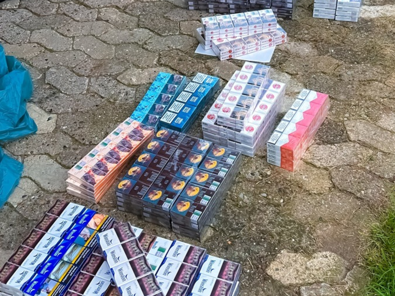 HZA-OL: Zoll: Unversteuerte Zigaretten auf Flohmarkt - Foto: presseportal.de