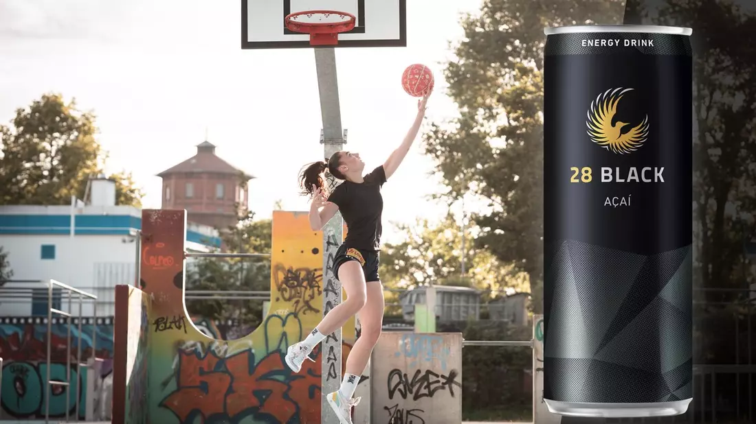 28 BLACK Social Media Kampagne: Love for the Game / Energy Drink 28 BLACK startet Social Media Kampagne über Frauen im Basketball - Bild: presseportal.de