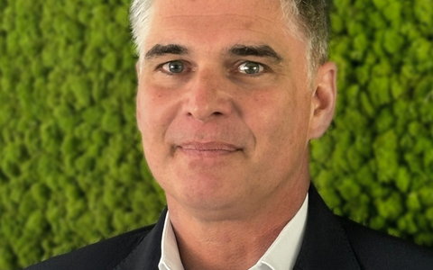 wohnvoll AG: Andreas Steyer übergibt an Nikolaus Priesnitz / Nikolaus Priesnitz ist ab sofort neuer CEO der wohnvoll AG. Er war zuvor im Top Management großer internationaler Hotelketten tätig - Foto: presseportal.de