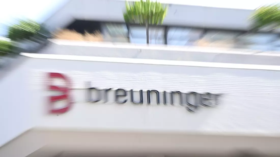 Die Gewerkschaft Verdi sieht erst einmal keine größere Gefahr für die 6.500 Arbeitsplätze in Deutschland. (Foto aktuell) - Bild: Bernd Weißbrod/dpa