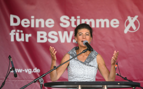 Parteigründerin Sahra Wagenknecht will zur Stationierung von Mittelstreckenraketen die Bevölkerung befragen (Archivbild) - Foto: Robert Michael/dpa