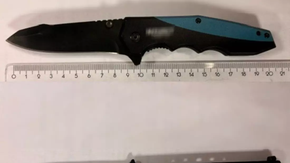 BPOL NRW: 22-Jähriger mit Messern im Gepäck - Bundespolizei ermittelt - Bild: presseportal.de