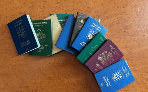 HZA-DD: Finanzkontrolle Schwarzarbeit des Zolls prüft Dresdner Hotel / Zehn Personen ohne Arbeitserlaubnis - Foto: presseportal.de HZA-DD: Finanzkontrolle Schwarzarbeit des Zolls prüft Dresdner Hotel / Zehn Personen ohne Arbeitserlaubnis - Foto: presseportal.de