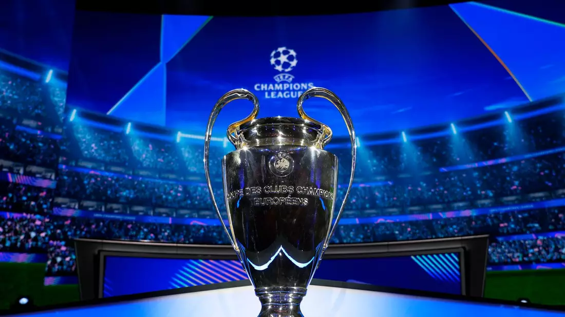 Nur der FC Bayern München startet mit einem Heimspiel in die Champions League. - Bild: Gregorio Borgia/AP
