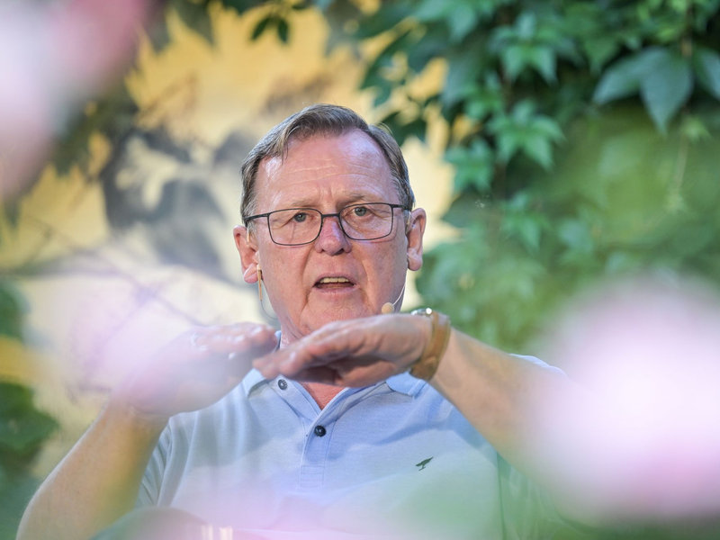 Ministerpräsident Ramelow muss um sein Amt fürchten - seine Linke steht in Thüringen in einer neuen Umfrage bei 13 Prozent. (Archivfoto) - Foto: Hannes P. Albert/dpa