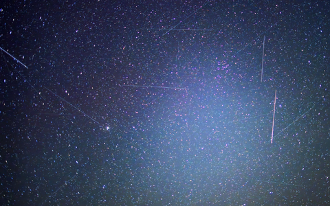 Das Weltall und das Unbekannte darin faszinieren den Menschen schon lange. (Archivbild) - Foto: Patrick Pleul/dpa