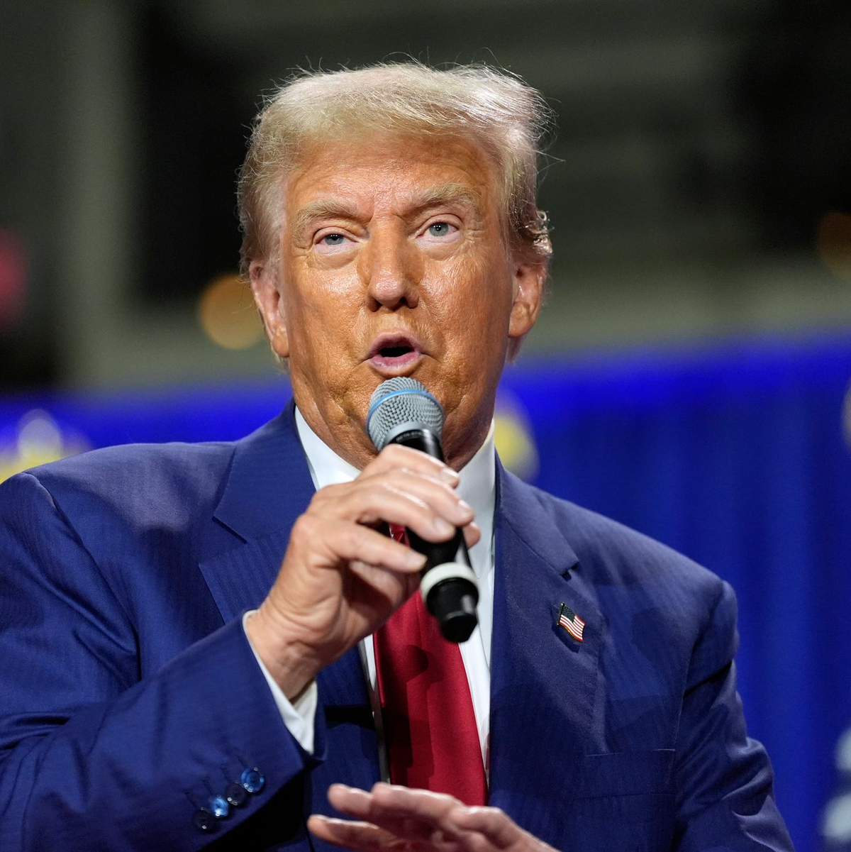 Trump reagiert auf das Interview seiner politischen Gegnerin: «Langweilig.» - Foto: Morry Gash/AP/dpa