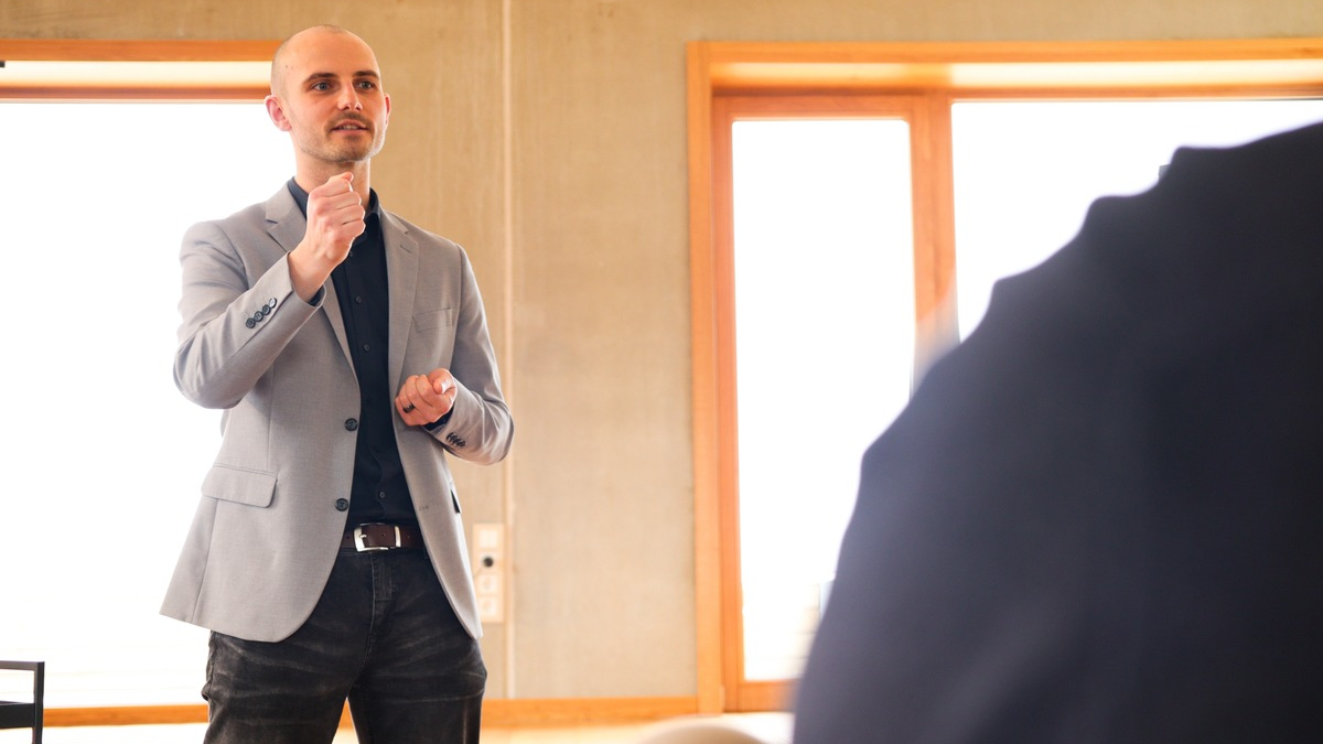 Stellenbörse Instagram: Michael Bendl von der BM Digital GmbH verrät, welche Probleme verhindern, dass Handwerker über Social Media Bewerber finden - Foto: presseportal.de