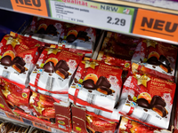 Zwei Drittel der Verbraucher lehnen den frühen Verkauf von Weihnachtsgebäck ab. - Foto: Henning Kaiser/dpa