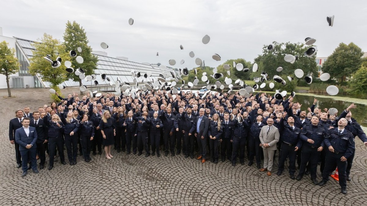 POL-GE: Herzlichen Glückwunsch! - Foto: presseportal.de