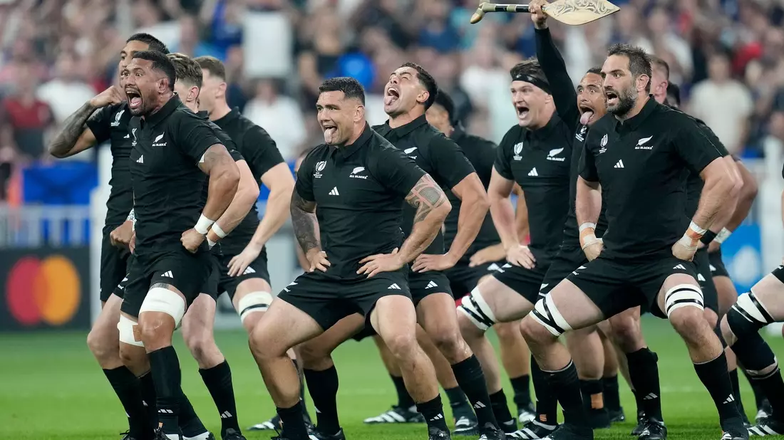 Rugbyspieler machten das Ritual weltberühmt. (Archivbild) - Bild: Christophe Ena/AP/dpa