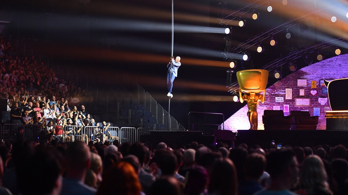 Sebastian Pufpaff TV total XXL - Foto: Joyn/Julia Feldhagen, presseportal.de