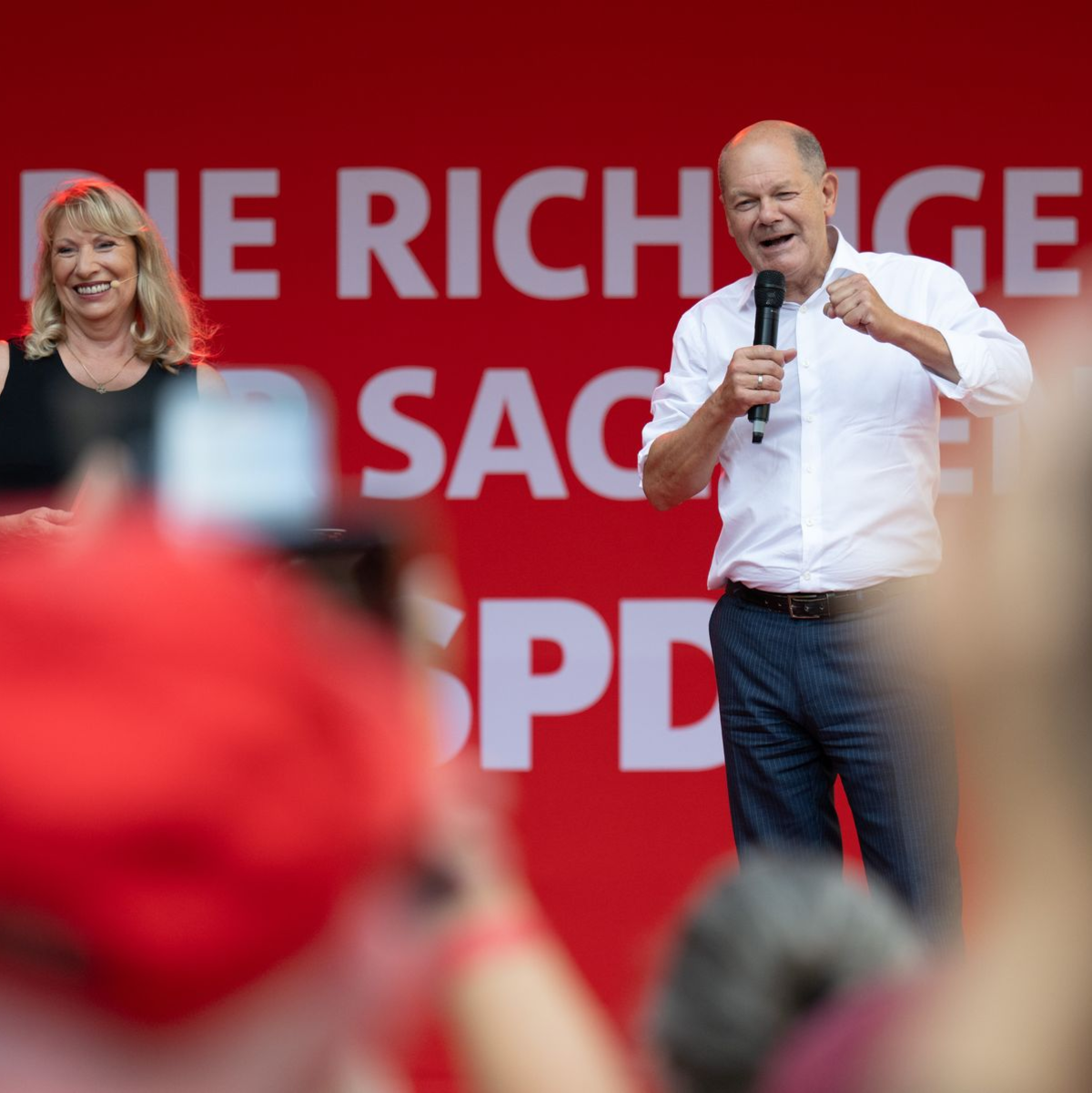 Kanzler Olaf Scholz und seine SPD müssen in Sachsen um den Einzug in den Landtag bangen - Foto: Hendrik Schmidt/dpa
