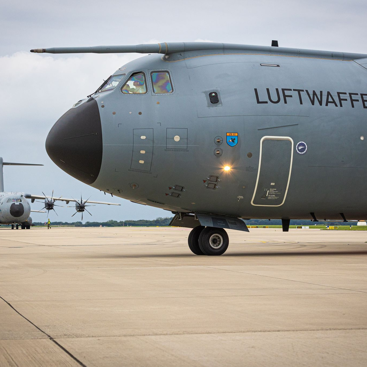 Ein Transportflugzeug brachte die letzten Bundeswehr-Soldaten aus dem westafrikanischen Niger nach Deutschland zurück.  - Foto: Moritz Frankenberg/dpa
