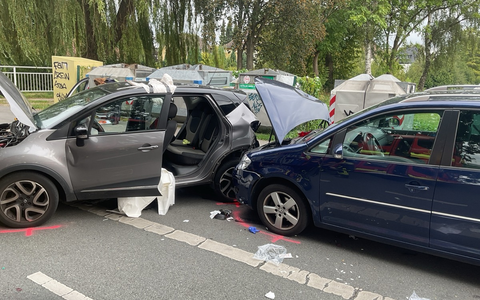 FW-DO: Verkehrsunfall // Kinder zum Glück nur leicht verletzt - Foto: presseportal.de