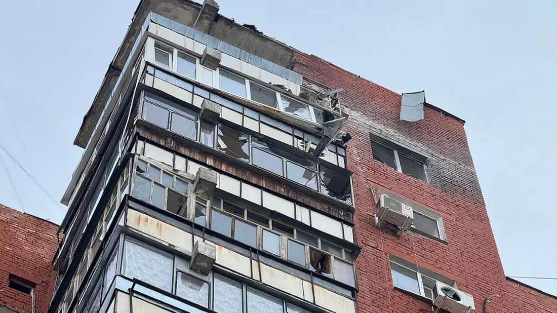 In Belgorod sind nach offiziellen Angaben fünf Menschen durch Beschuss ukrainischer Raketenwerfer getötet worden. (Archivbild) - Bild: Uncredited/Belgorod region governor Vyacheslav Gladkov telegram channel/AP/dpa