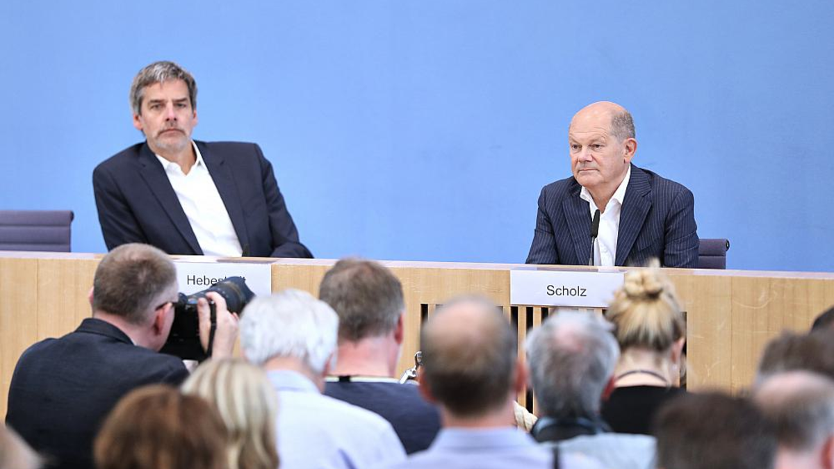 Steffen Hebestreit und Olaf Scholz (Archiv) - Foto: über dts Nachrichtenagentur