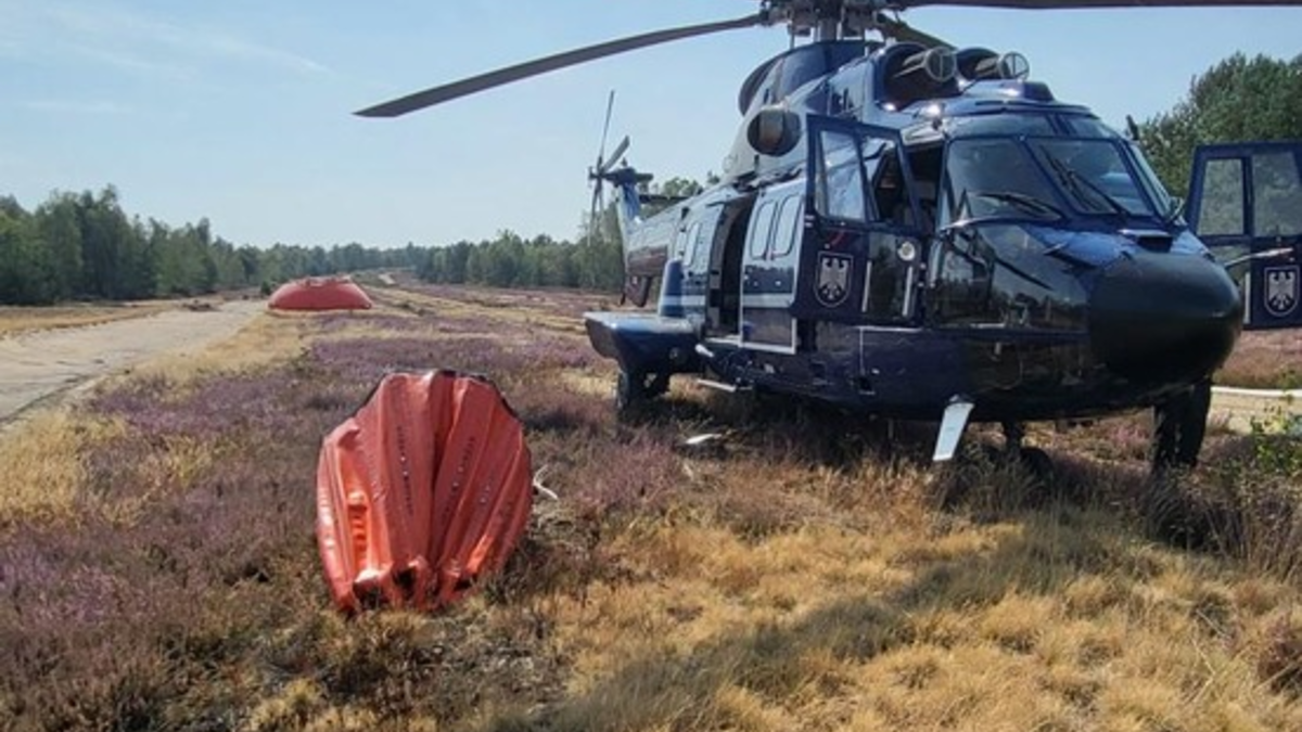 BPOLD 11: Erneut Unterstützung aus der Luft: Bundespolizei bei Brandbekämpfung bei Jüterbog - Foto: presseportal.de