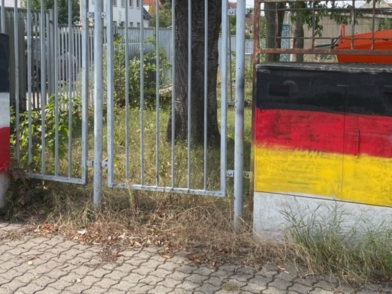 LPI-EF: Mehrere Stromkästen besprüht - Foto: presseportal.de