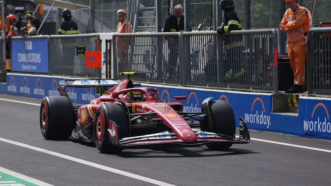 Rekordweltmeister Hamilton liegt der Kurs in Monza. - Bild: Hasan Bratic/dpa