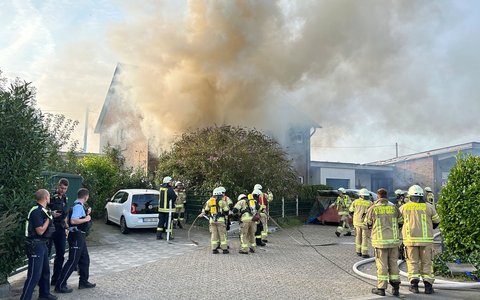 FF Goch: Zwei Verletzte nach Wohnungsbrand - Foto: presseportal.de