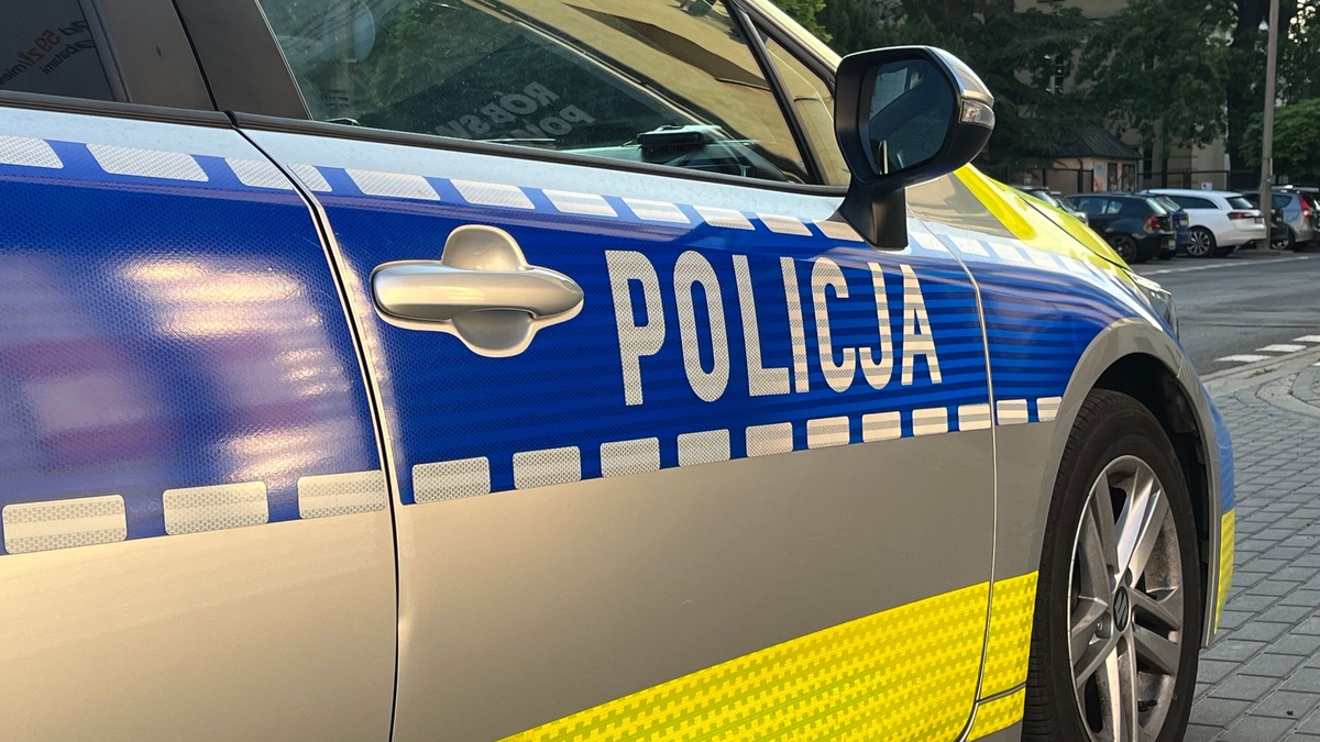 Ein Mann soll in olen eine Frau über Jahre festgehalten haben. Nun wird der Fall bekannt (Symbolbild).  - Foto: Doris Heimann/dpa