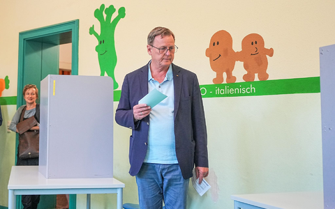 Bodo Ramelow muss bei der Wahl in Thüringen zittern. - Foto: Michael Kappeler/dpa
