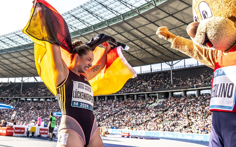 Kristin Pudenz holte sich den Sieg im Diskus. - Foto: Andreas Gora/dpa Kristin Pudenz holte sich den Sieg im Diskus. - Foto: Andreas Gora/dpa