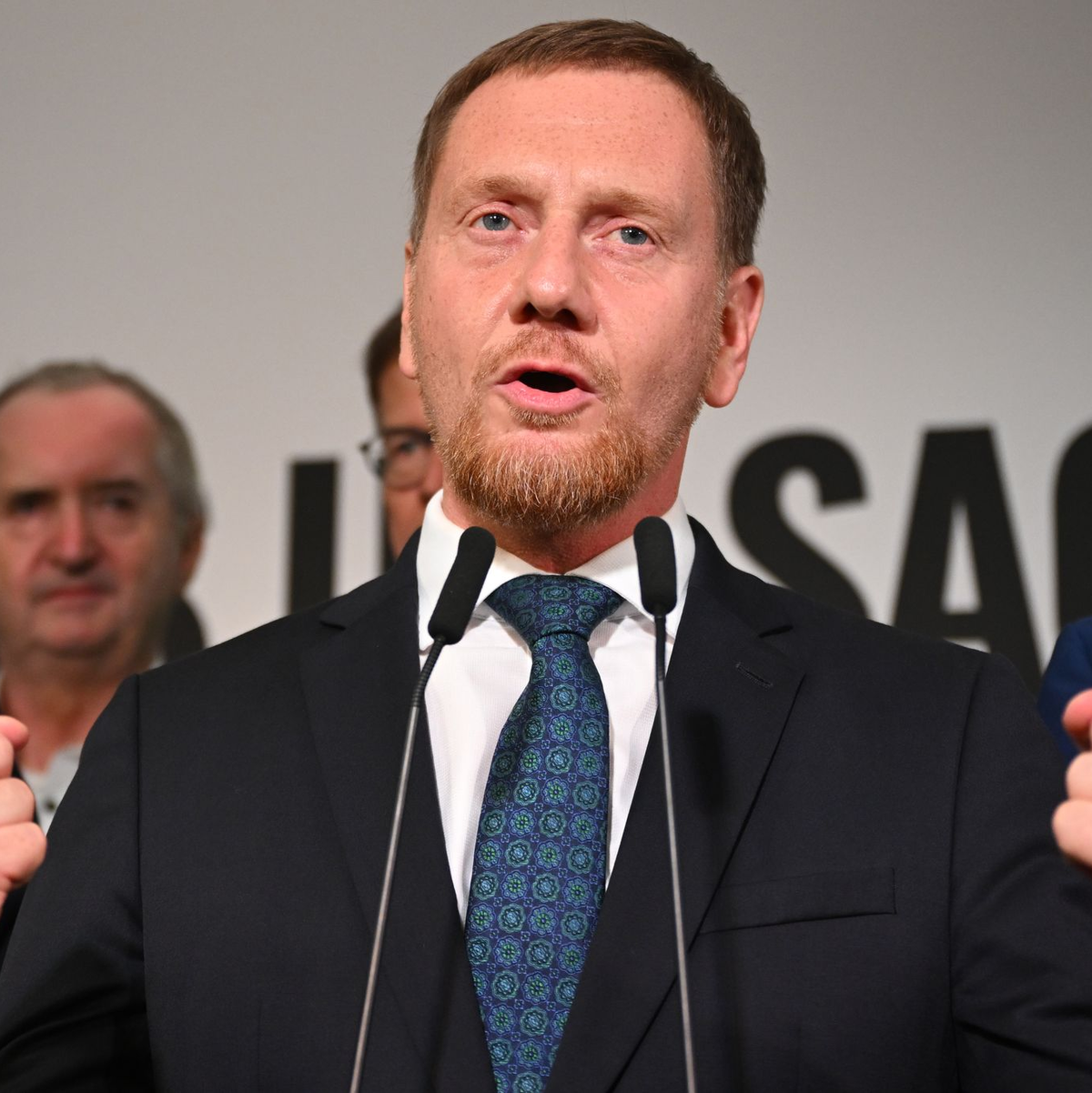 Ministerpräsident Kretscher ist bereit, wieder eine Regierung zu bilden. - Foto: Robert Michael/dpa