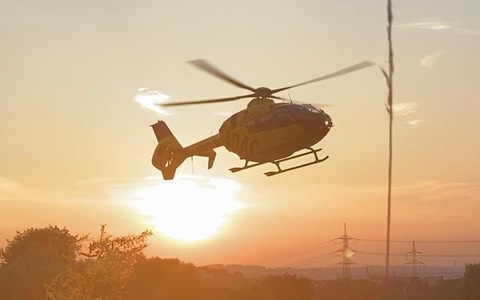FW-EN: Rettungshubschrauber fliegt Kind nach Sturz in eine Kinderklinik - Foto: presseportal.de