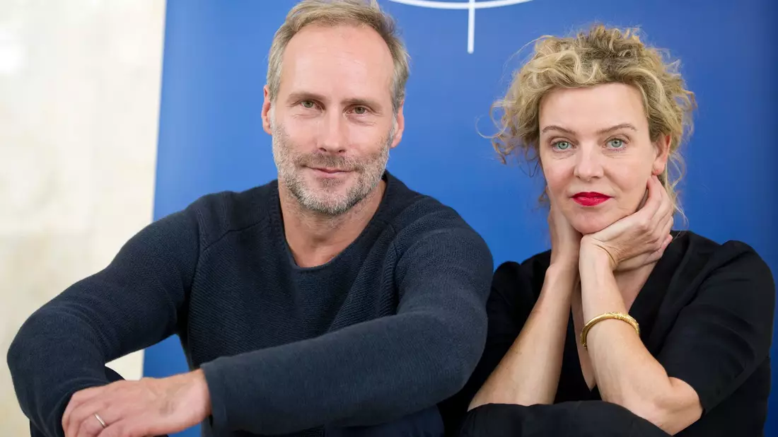 Nach zehn Jahren ist Schluss: Wolfram Koch und Margarita Broich waren das Frankfurter «Tatort»-Team und hören nun auf. (Archivbild von 2013) - Bild: picture alliance / dpa