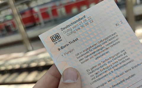 9-Euro-Ticket (Archiv) - Foto: über dts Nachrichtenagentur