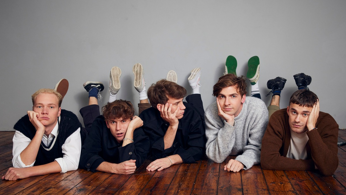 Bruno Alexander Oskar Belton Emil Belton Max Mattis Leonard Fuchs INTIMATE. - Foto: Joyn/Kleine Brüder, presseportal.de